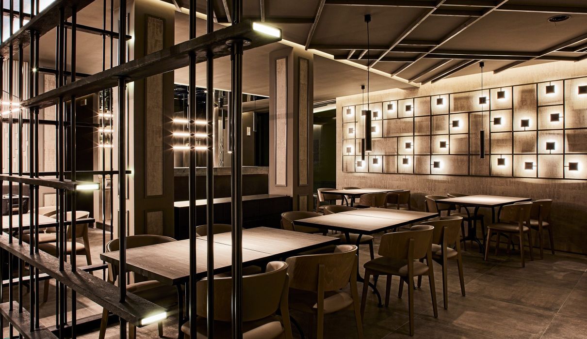 Kisen Sushi Restaurant Sushi restaurant arredamento sala ristorante