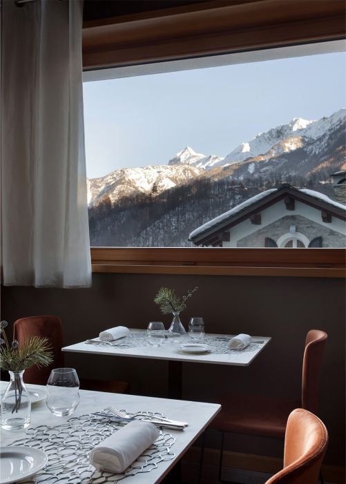 Hotel Tremoggia Arredamento su misura per alberghi : zona ristorante