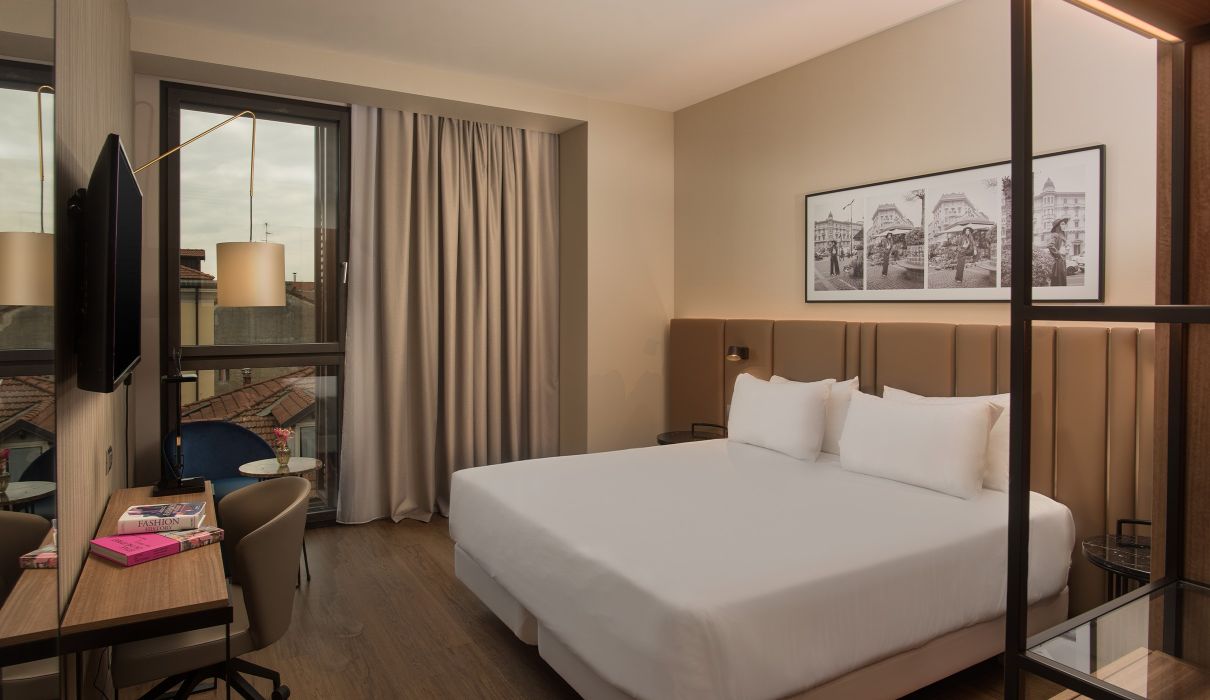 NH Milano Corso Buenos Aires Arredamento su misura per alberghi : camera da letto