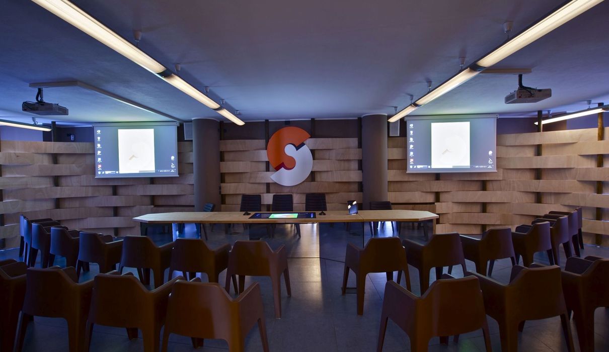 Comunità montana Sondrio Custom made office furniture