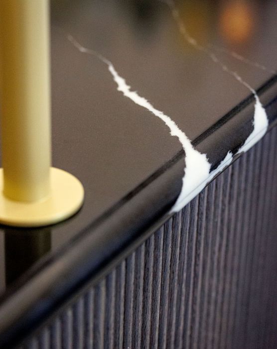 Hotel Villa Cipressi Arredamento su misura per alberghi : dettaglio banco bar