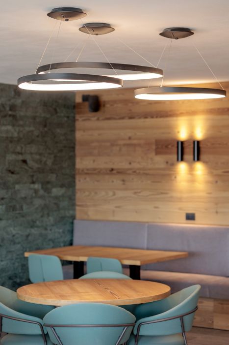 B&B Gallo Cedrone Arredamento su misura per B&B : dettaglio illuminazione