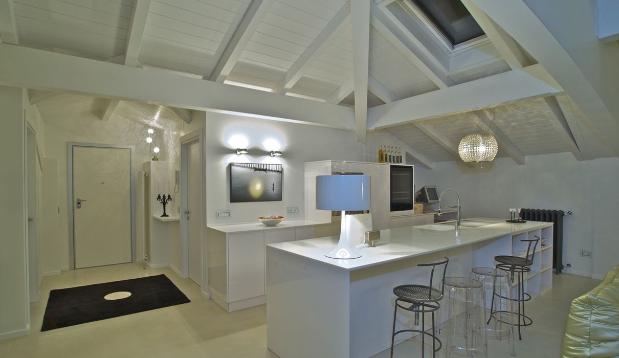 Penthouse VP Custom-made furniture for a private home: kitchen with a central island