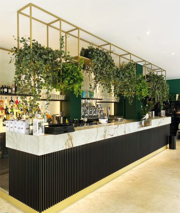 Qualis Lounge Bar Arredamento su misura per bar : banco bar