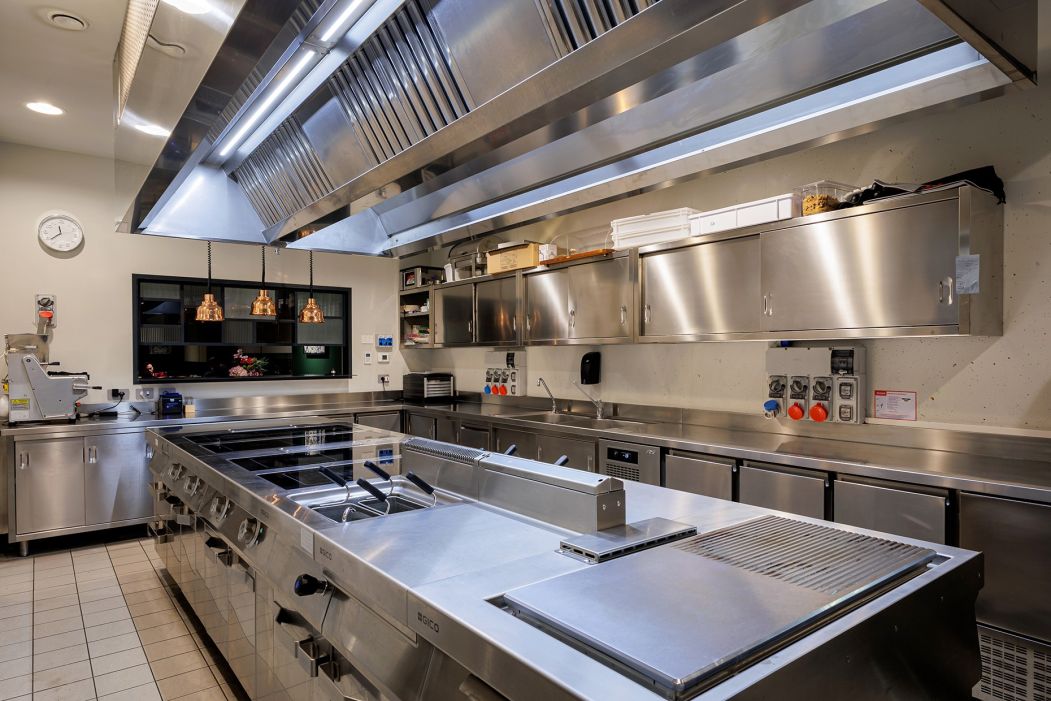 I Tigli Ristorante Lounge Bar Impianto ristorazione - Cucina ristorante GICO e forni UNOX