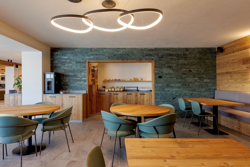 B&B Gallo Cedrone Arredamento su misura per B&B : sala colazione