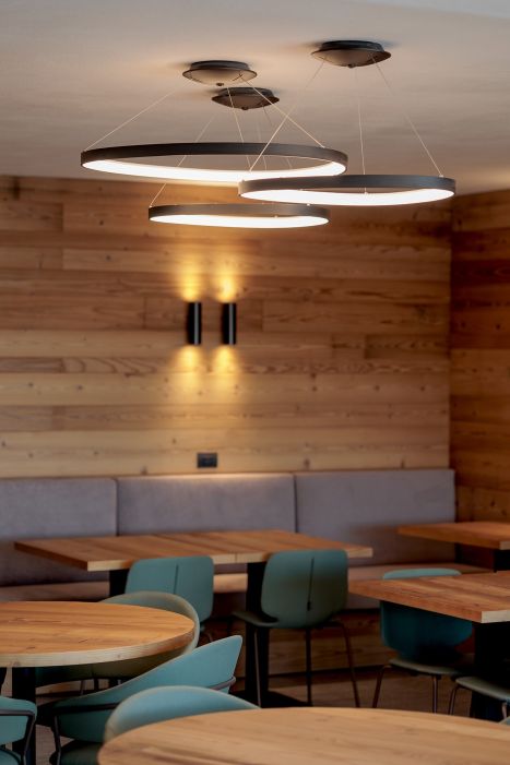 B&B Gallo Cedrone Arredamento su misura per B&B : sala colazione