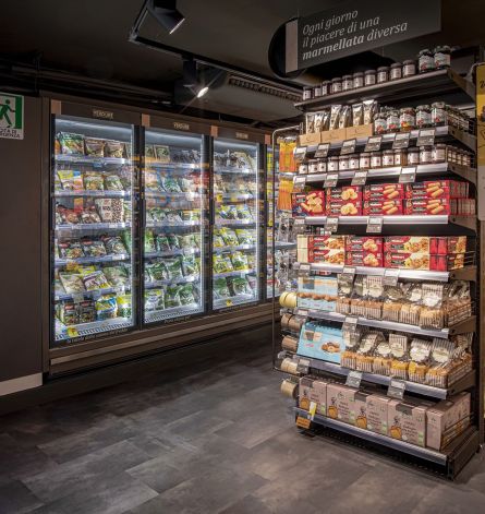 Furnishings for public spaces, retail outlets, and minimarkets: shelving details