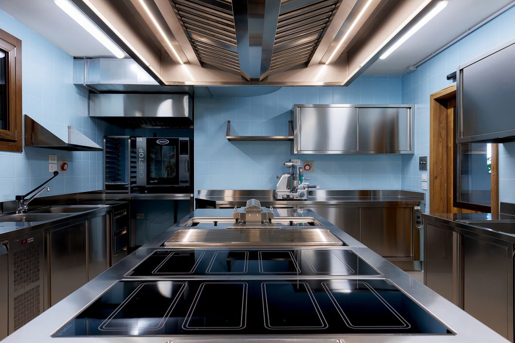B&B Gallo Cedrone Grandi impianti ristorazione : cucina professionale