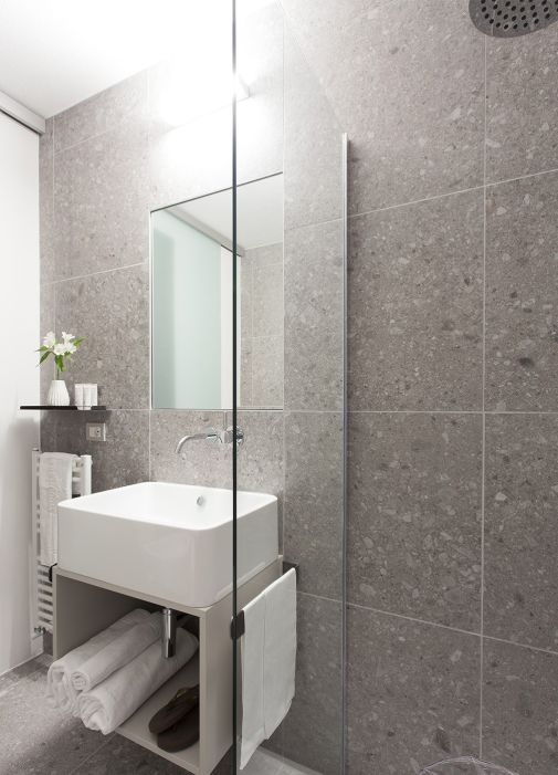 Hotel Tremoggia Arredamento su misura per alberghi : bagno