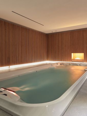 Hotel furnishings: custom-made wooden elements for spas and wellness areas
