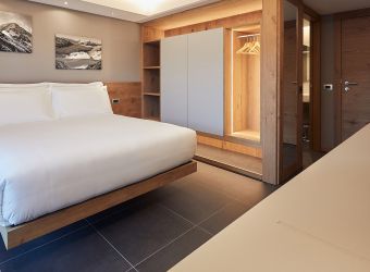 Custom Hotel Room Furniture: Custom Wood Elements