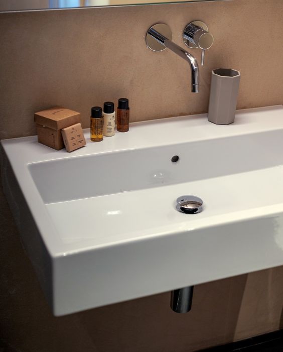 Custom-made hotel furniture: bathroom details