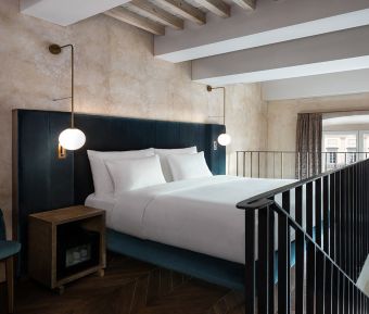 Custom-made furnishings for luxury hotels: rooms with a view
