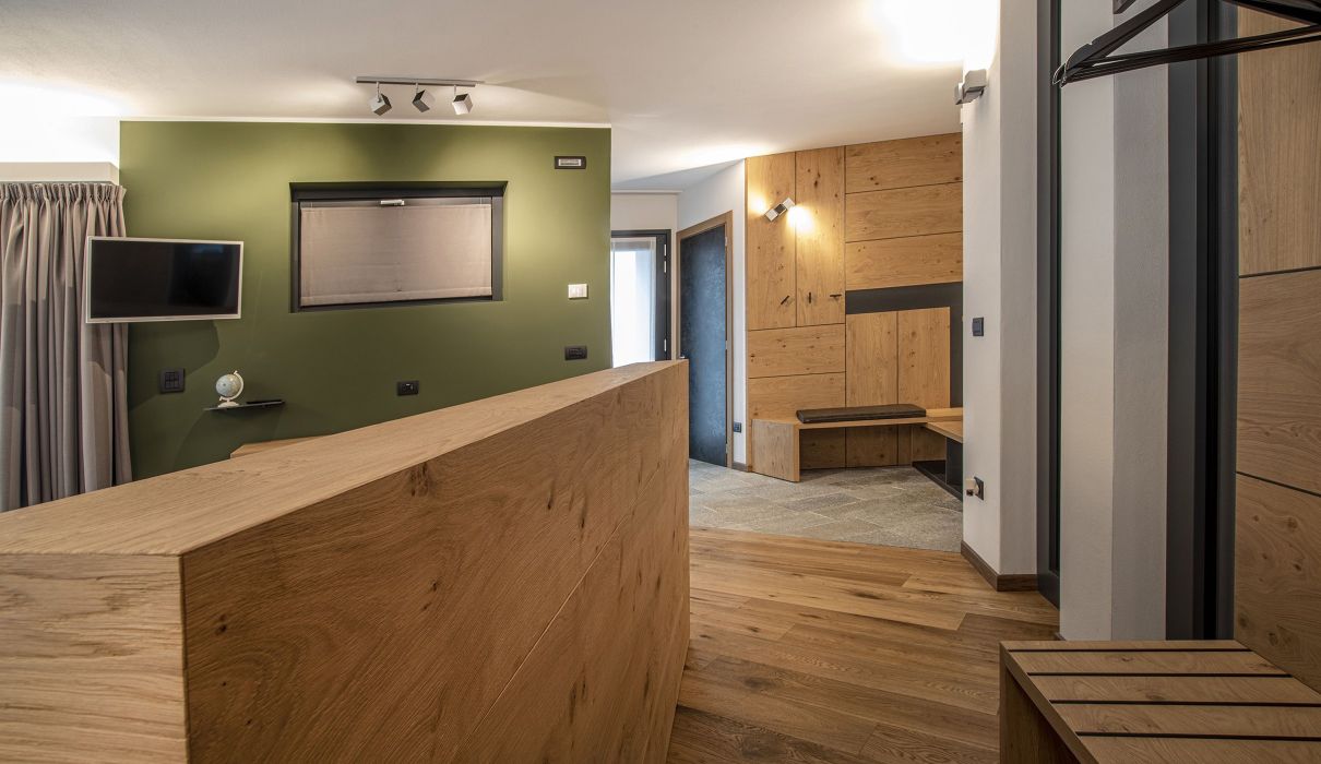 Ca' Rossa Suite & Breakfast**** Arredamenti su misura in legno per hotel