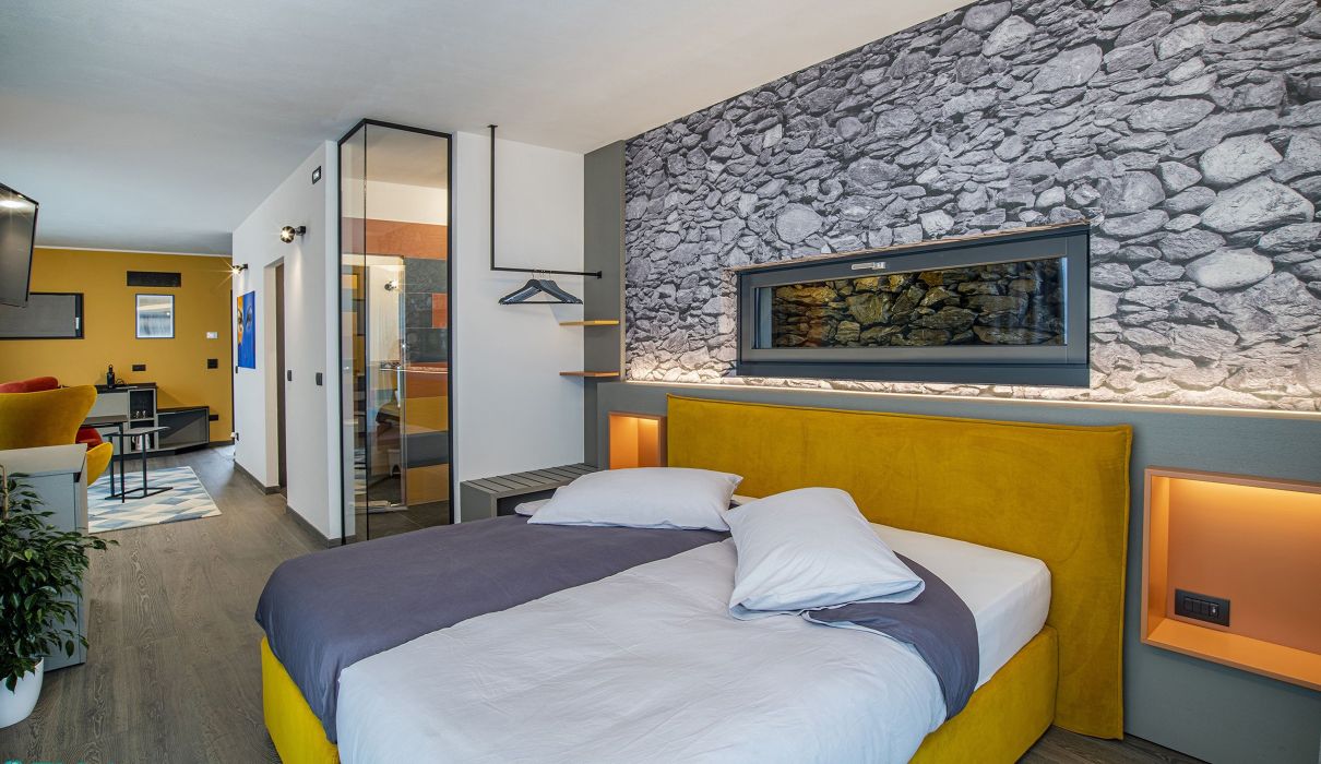 Ca' Rossa Suite & Breakfast**** Arredamenti su misura per camera d'albergo: angolo notte