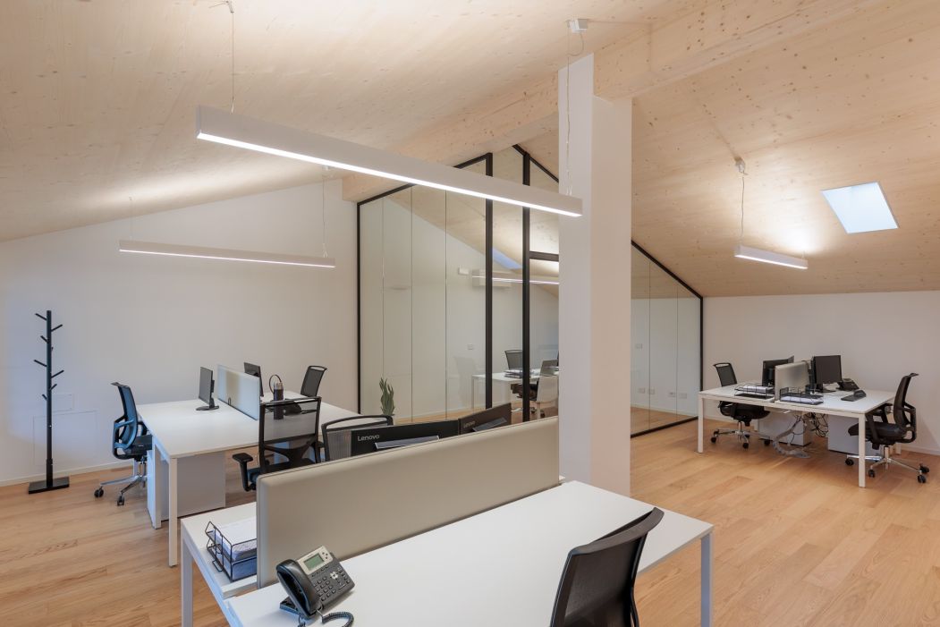 Rainoldi Legnami Custom office design: co-working space