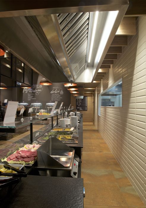 Risto Self Iperal Custom-made furniture for self-service restaurants: detail of the food counter