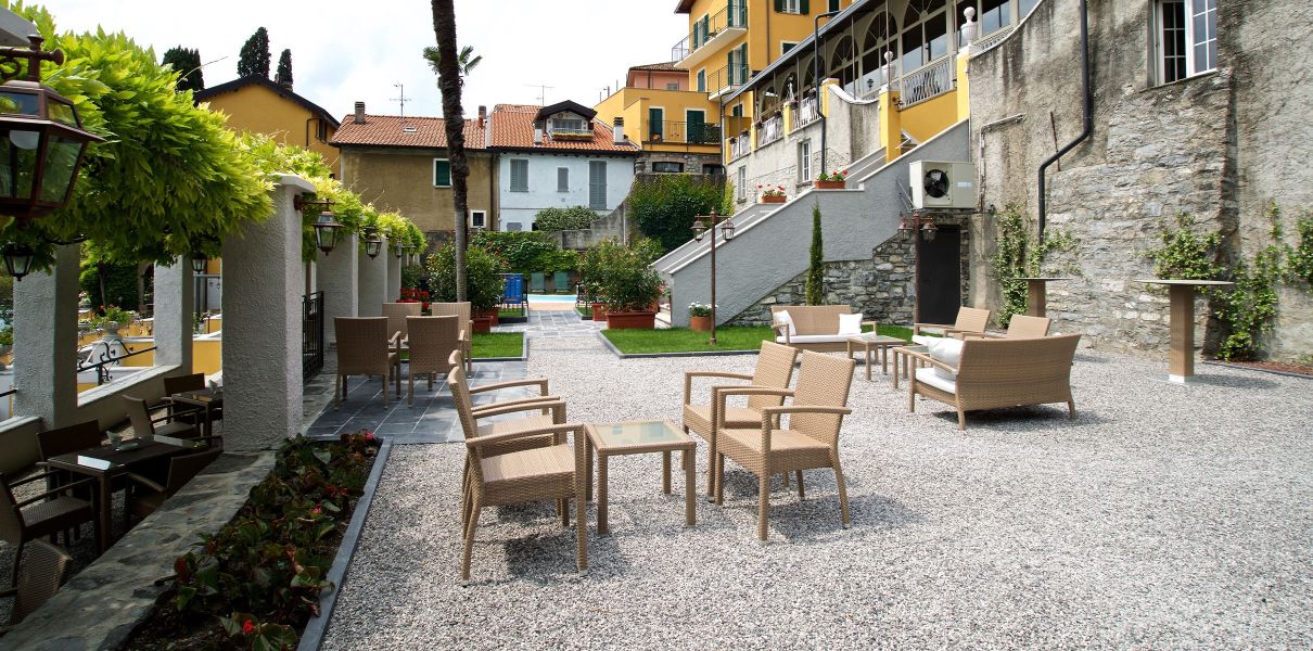 Grand Hotel Victoria Varenna Arredamento su misura per alberghi e bar : dehor