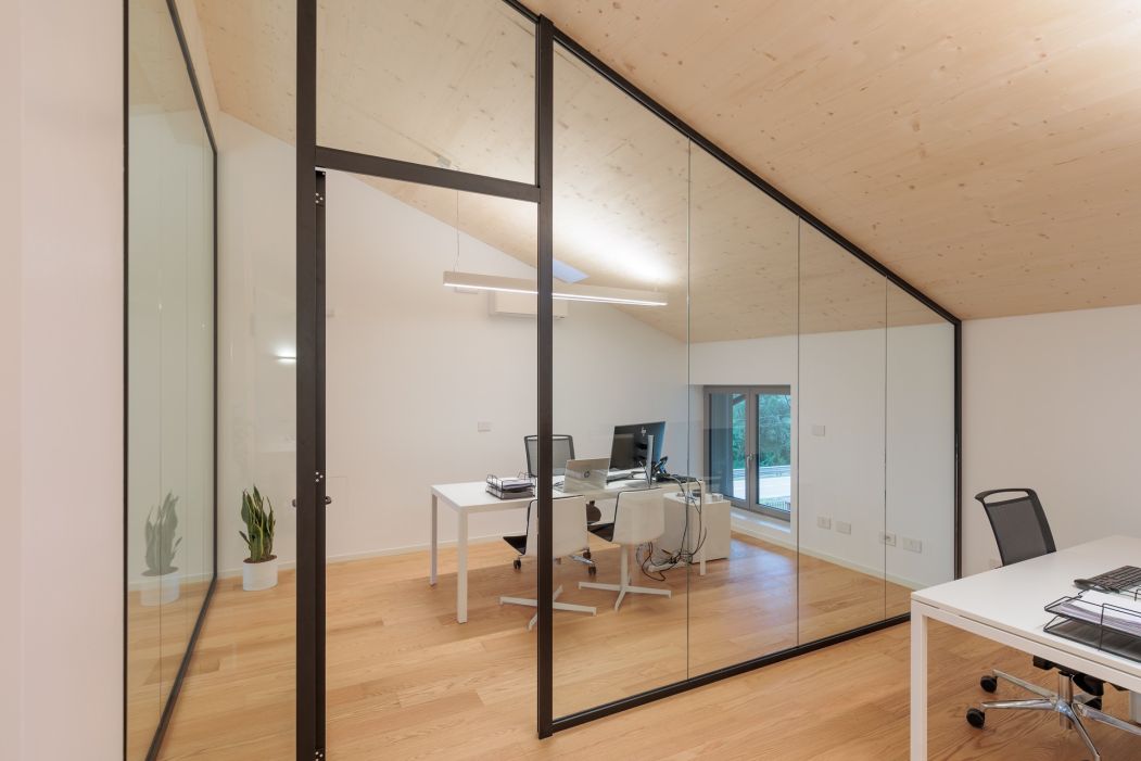 Rainoldi Legnami Customized office design: director's office