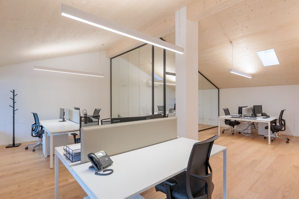 Rainoldi Legnami Custom office design: co-working space
