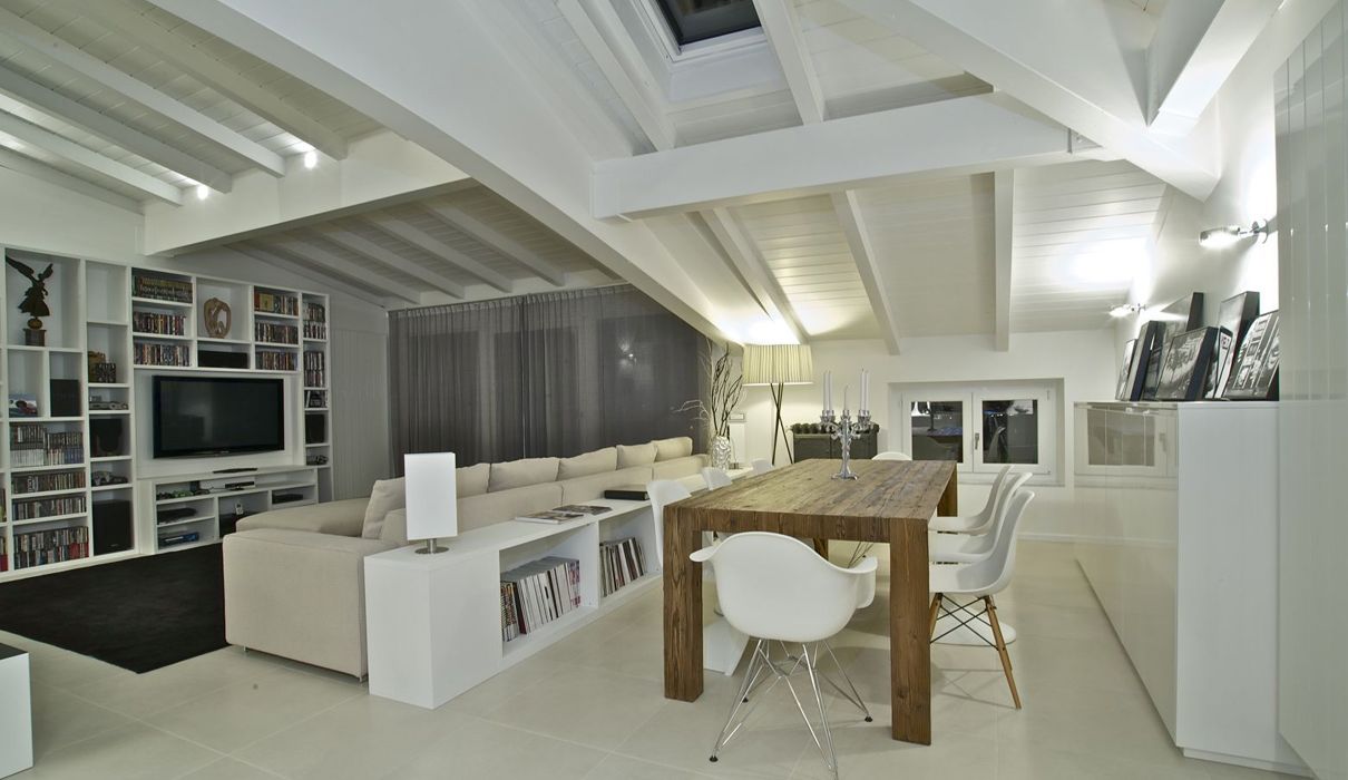 Penthouse VP Custom-made furnishings for private homes: living area