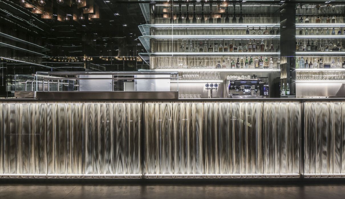 Lin Tasting Emotion Sushi restaurant arredamento sala ristorante : banco sushi