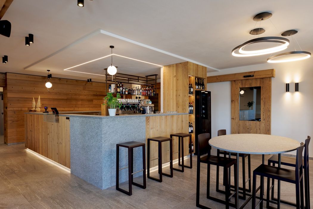 B&B Gallo Cedrone Arredamento su misura per B&B : bar